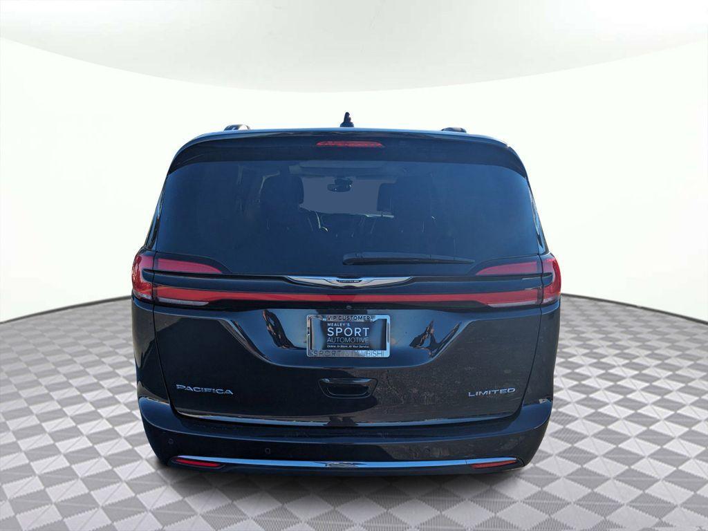 used 2022 Chrysler Pacifica car, priced at $24,000