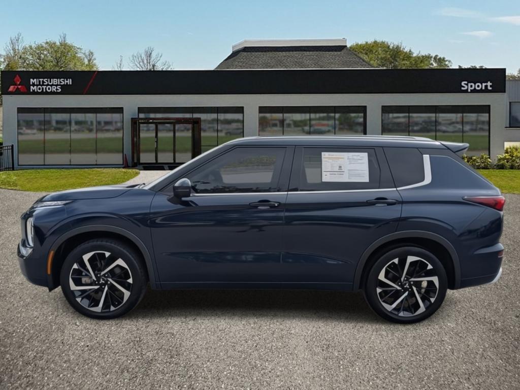 used 2023 Mitsubishi Outlander car, priced at $26,597