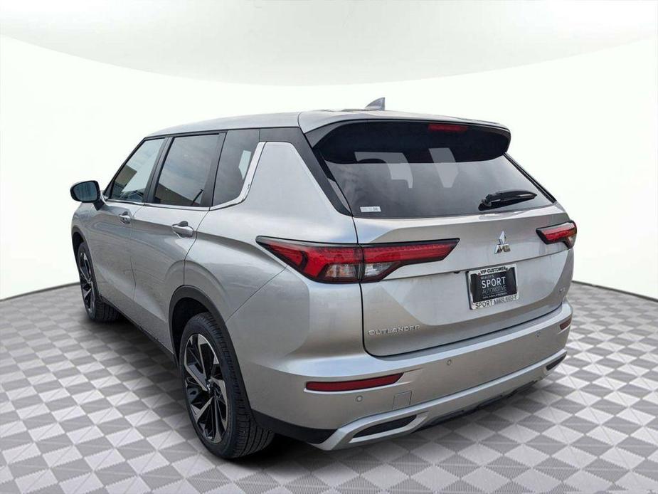 new 2024 Mitsubishi Outlander car, priced at $34,067