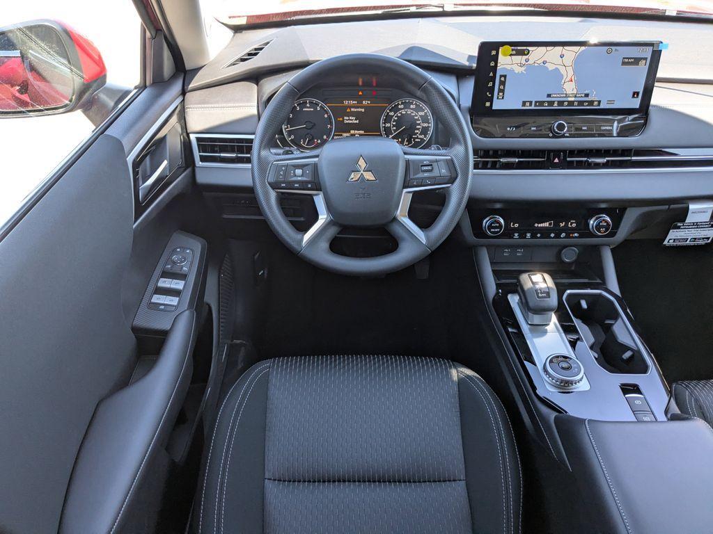 new 2025 Mitsubishi Outlander car, priced at $31,715