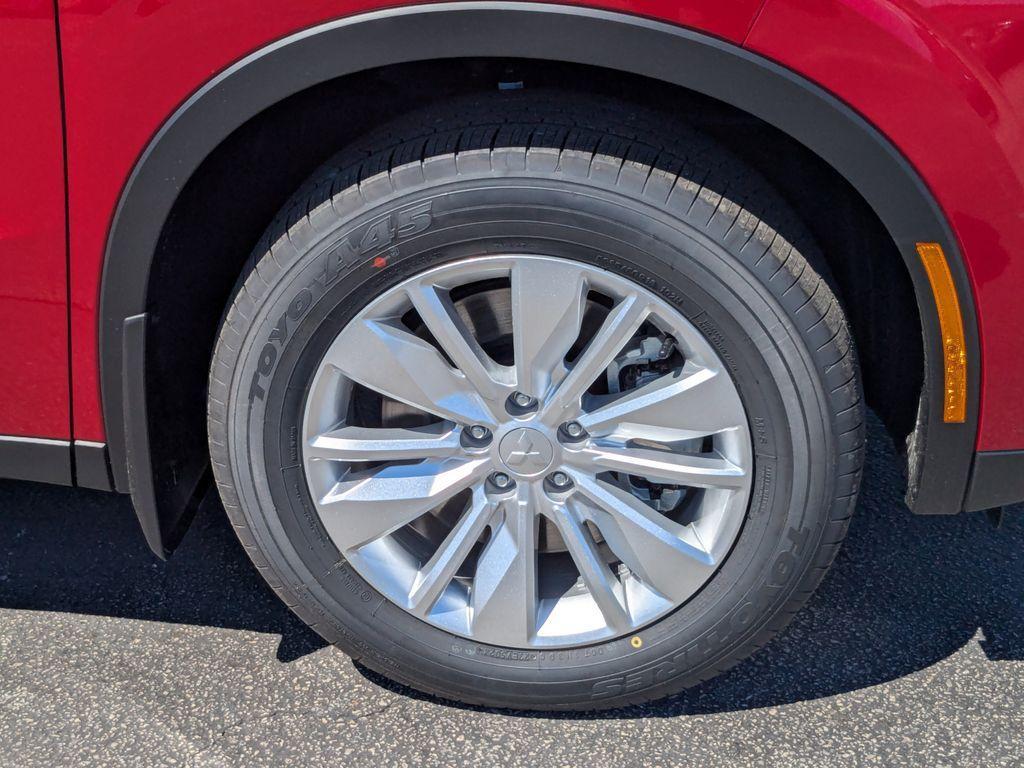 new 2025 Mitsubishi Outlander car, priced at $31,715