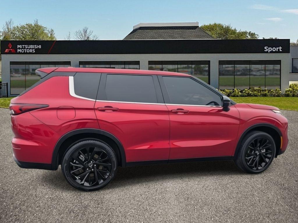 new 2025 Mitsubishi Outlander car, priced at $38,705
