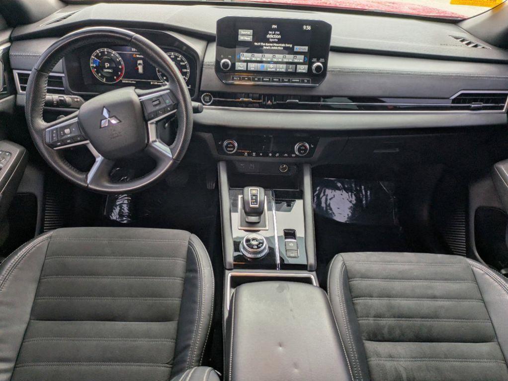 new 2025 Mitsubishi Outlander car, priced at $38,705