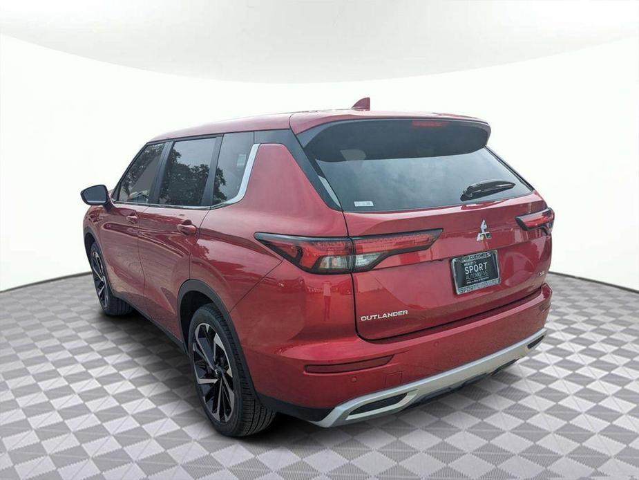 new 2024 Mitsubishi Outlander car, priced at $32,548