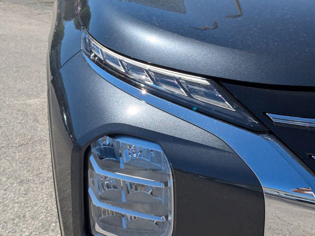 new 2025 Mitsubishi Outlander car, priced at $38,015