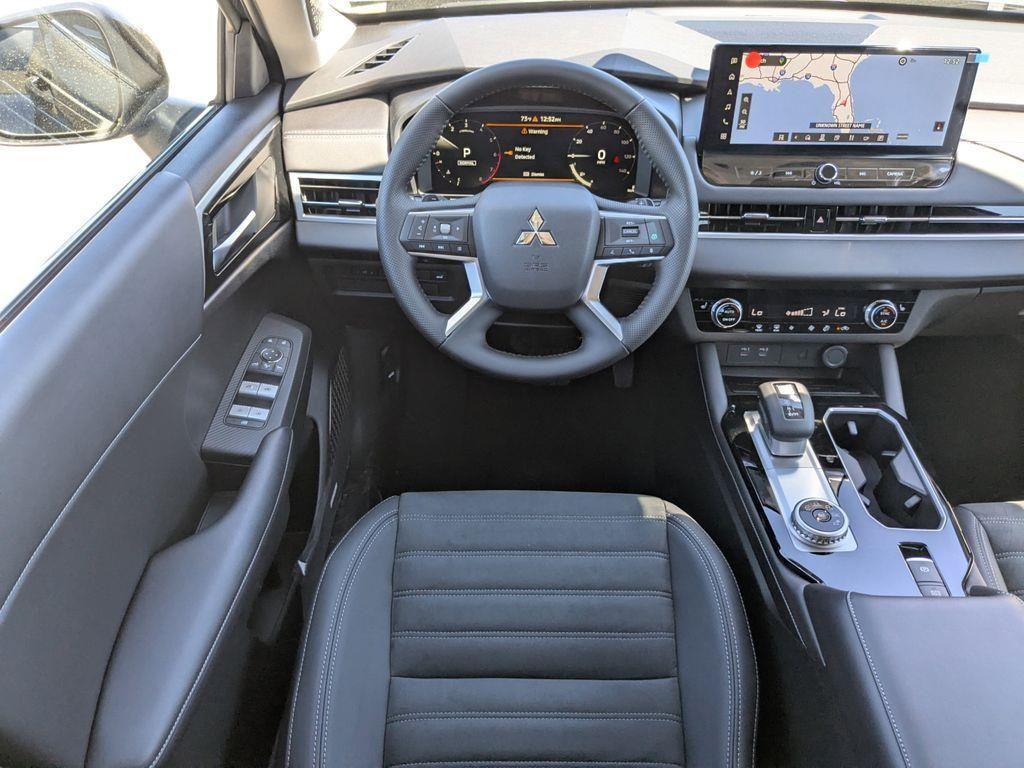 new 2025 Mitsubishi Outlander car, priced at $38,015