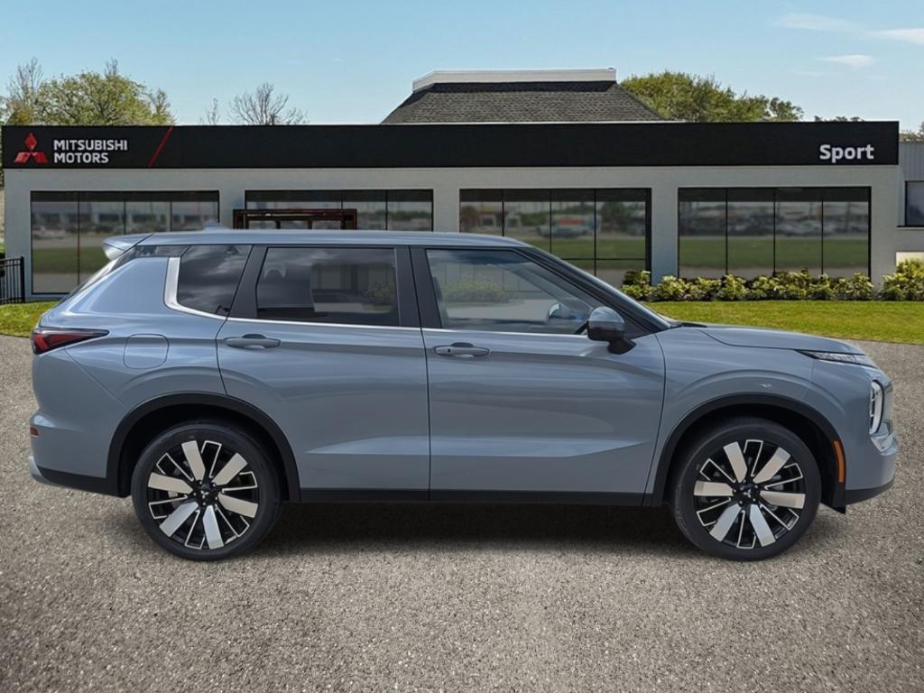 new 2025 Mitsubishi Outlander car, priced at $38,505