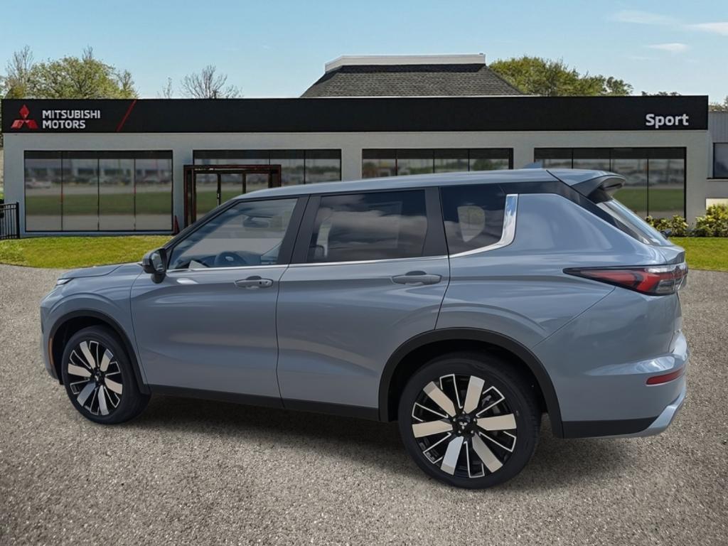 new 2025 Mitsubishi Outlander car, priced at $38,505