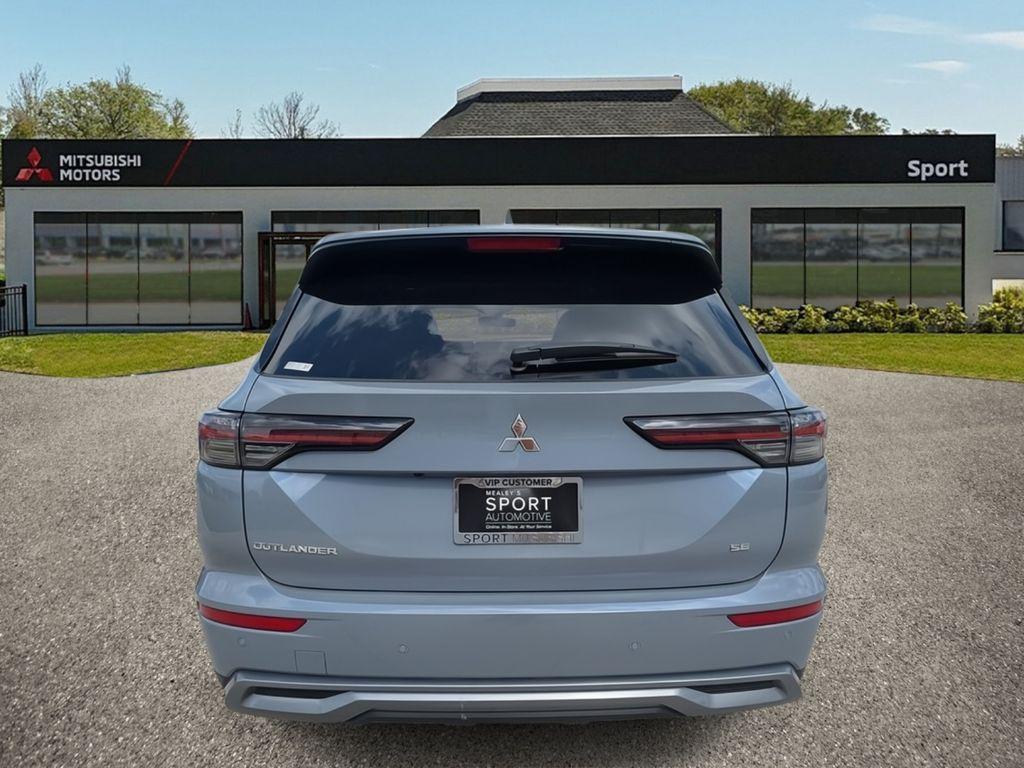 new 2025 Mitsubishi Outlander car, priced at $38,505