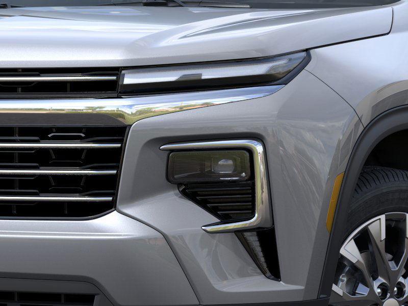 new 2025 Chevrolet Traverse car, priced at $43,614