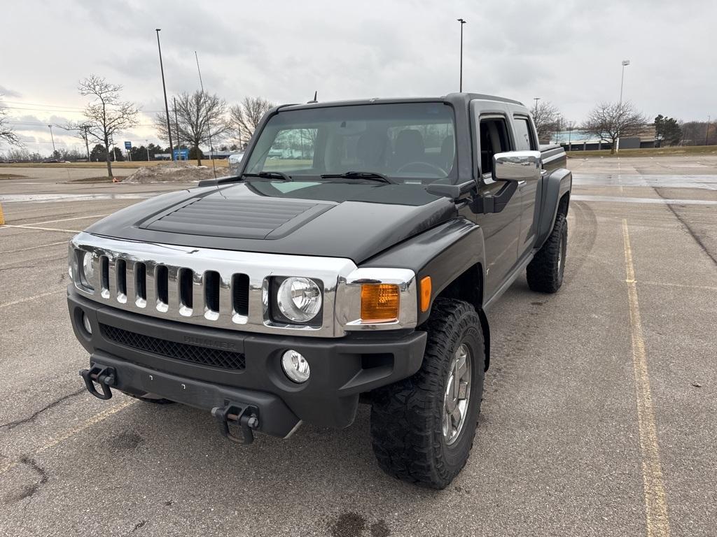 used 2009 Hummer H3T car, priced at $17,500