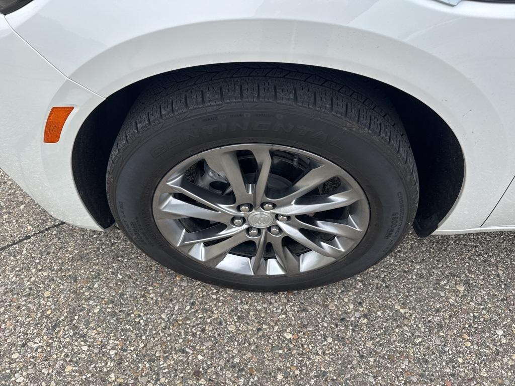 used 2022 Buick Enclave car, priced at $35,900