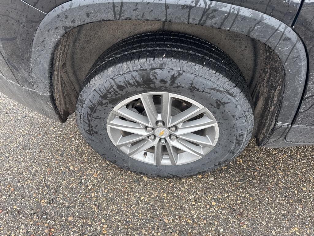 used 2022 Chevrolet Traverse car, priced at $31,500