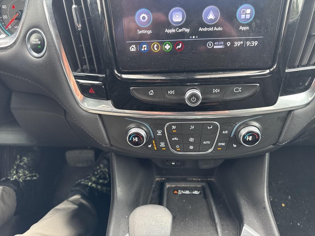 used 2022 Chevrolet Traverse car, priced at $31,500