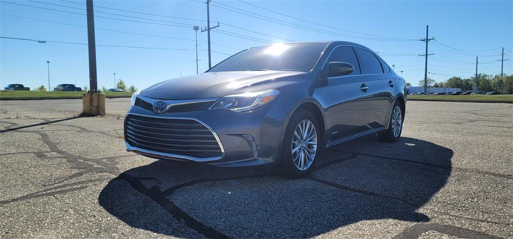 used 2018 Toyota Avalon Hybrid car, priced at $17,900