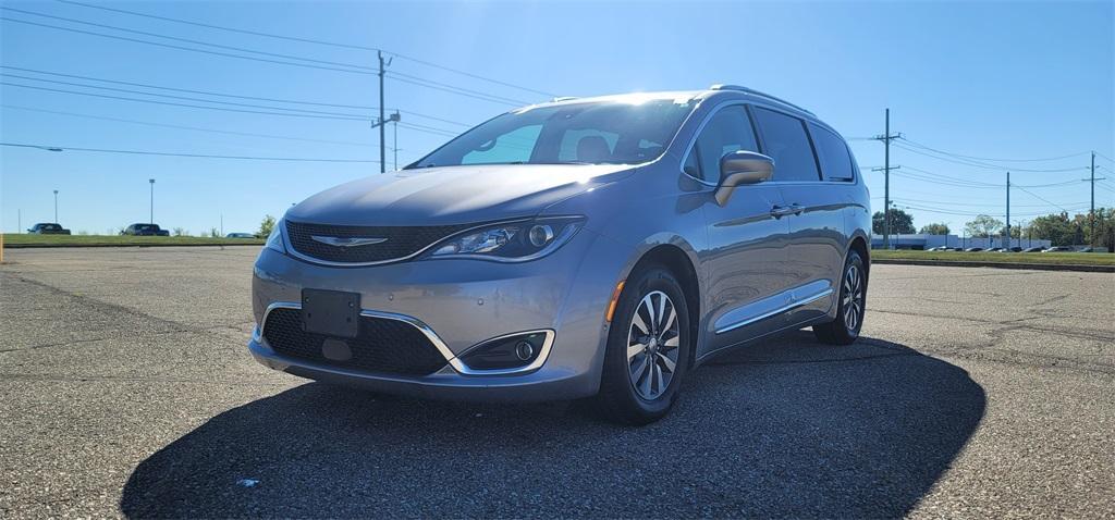 used 2020 Chrysler Pacifica car, priced at $18,500