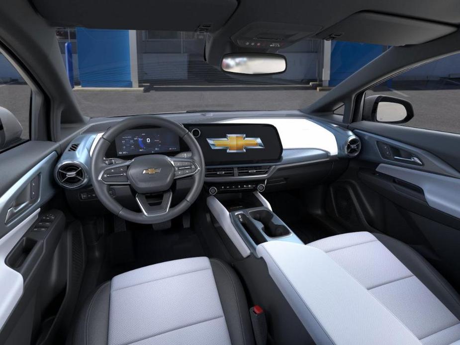 new 2025 Chevrolet Equinox EV car, priced at $41,690