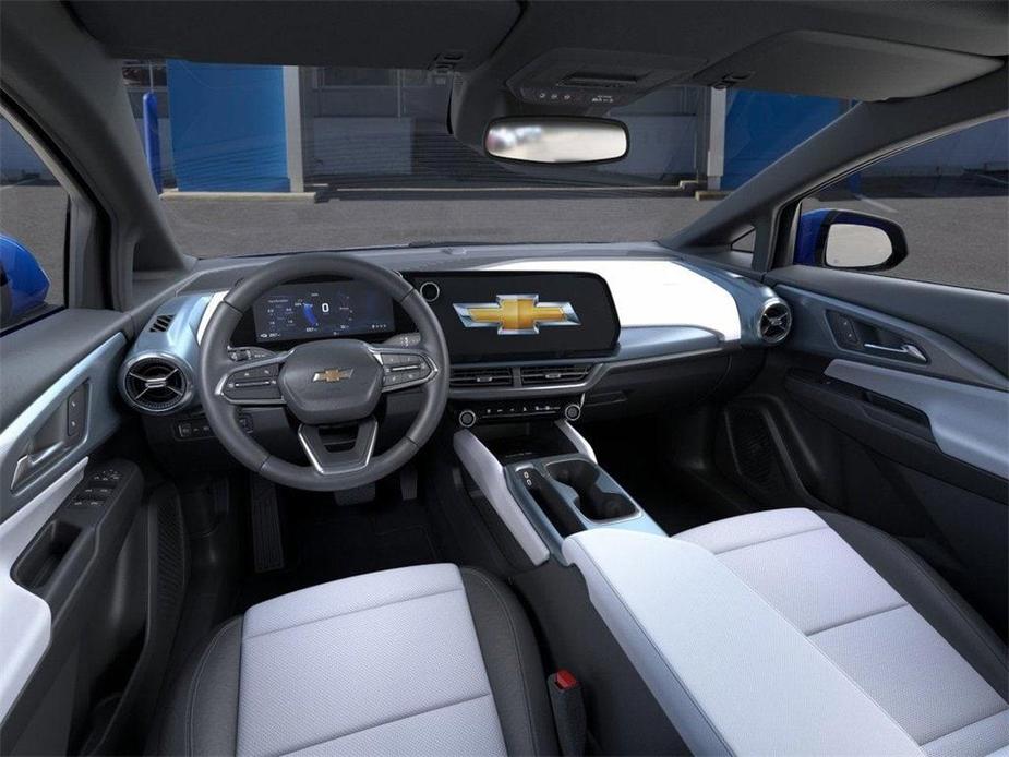 new 2025 Chevrolet Equinox EV car, priced at $42,840