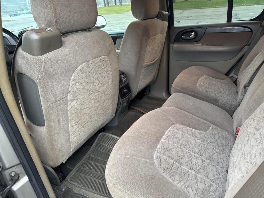 used 2003 GMC Envoy car, priced at $3,500