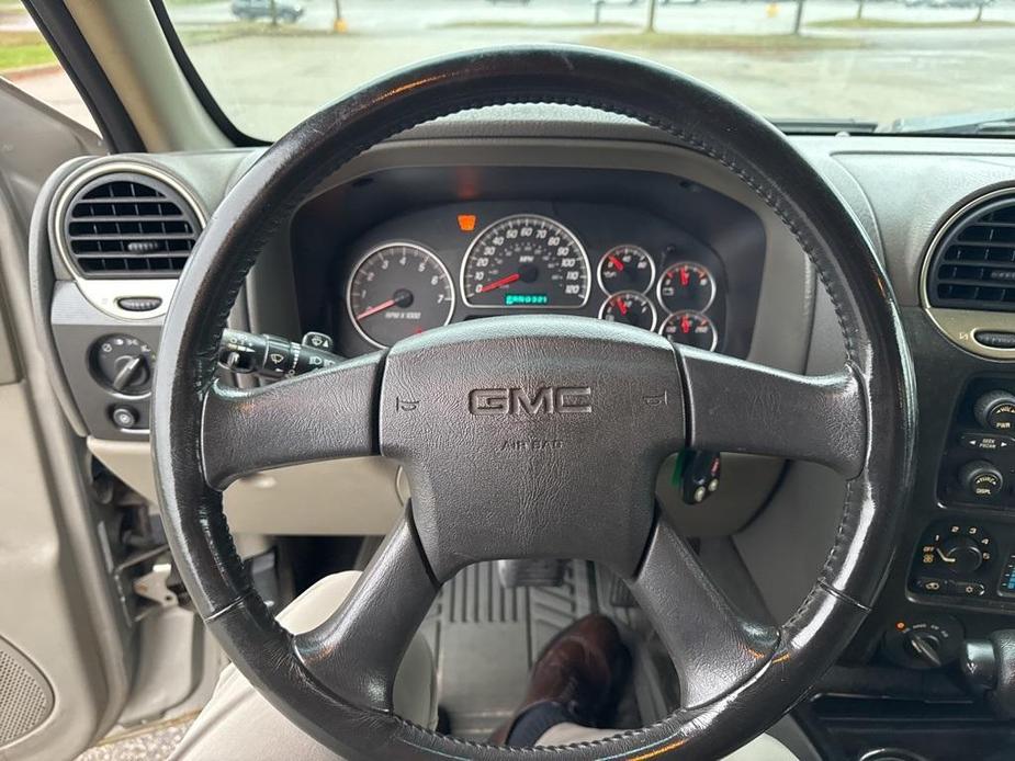 used 2003 GMC Envoy car, priced at $3,500