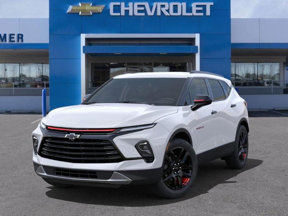 new 2025 Chevrolet Blazer car