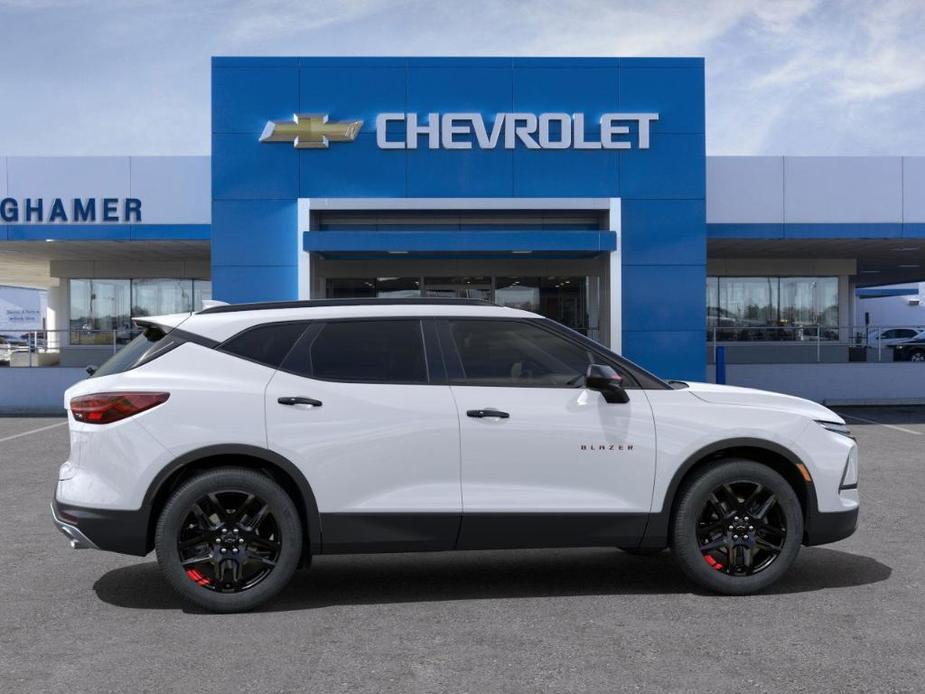 new 2025 Chevrolet Blazer car