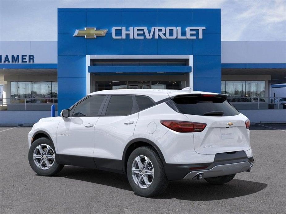 new 2025 Chevrolet Blazer car, priced at $35,047