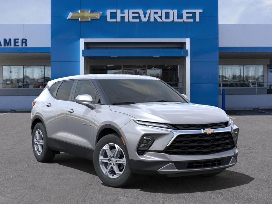 new 2025 Chevrolet Blazer car, priced at $35,047