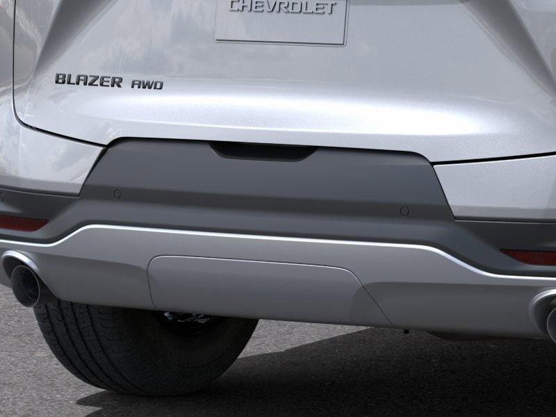 new 2025 Chevrolet Blazer car, priced at $38,825