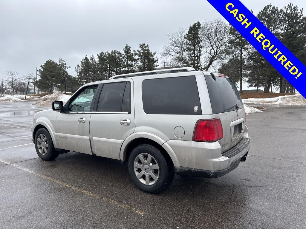 used 2005 Lincoln Navigator car, priced at $4,800