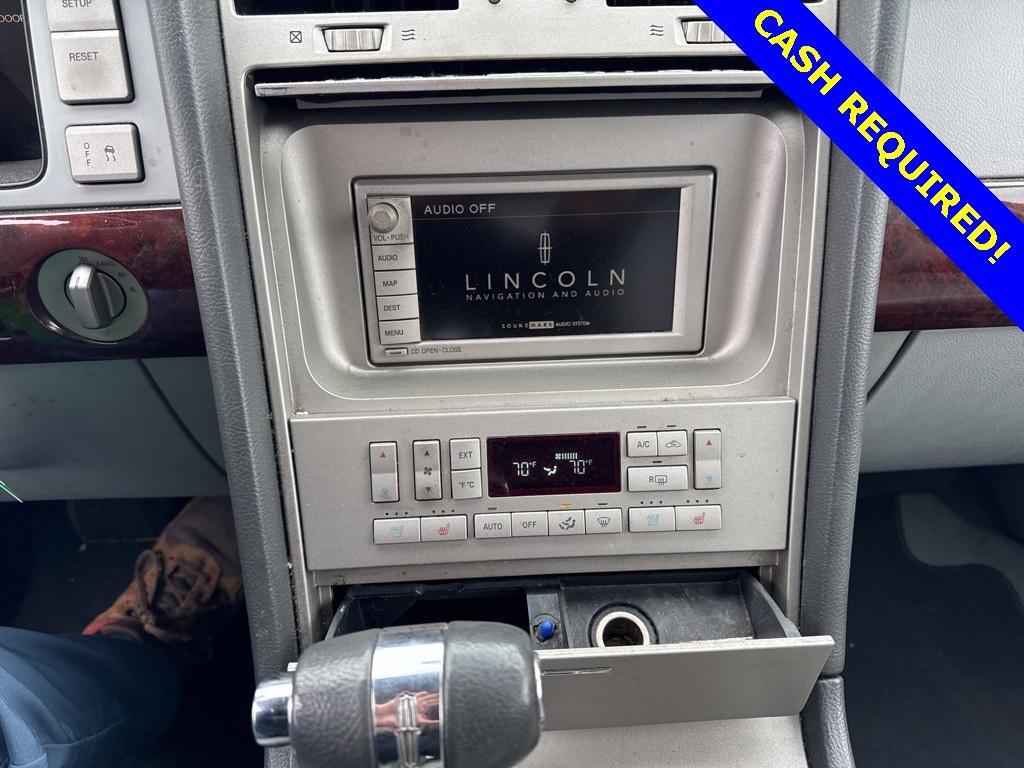 used 2005 Lincoln Navigator car, priced at $4,800