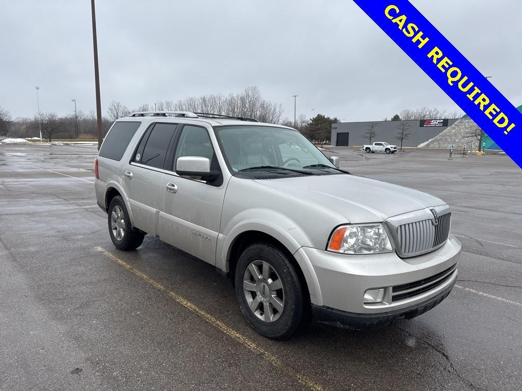 used 2005 Lincoln Navigator car, priced at $4,800