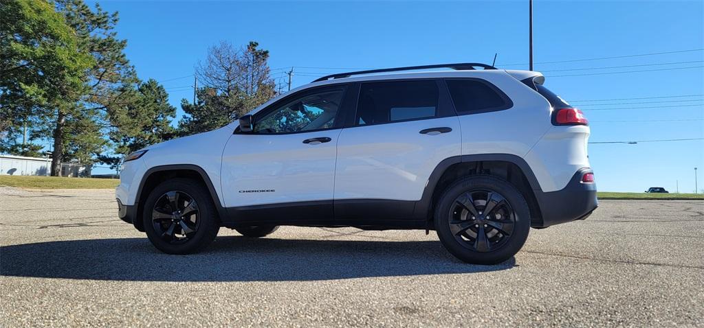 used 2017 Jeep Cherokee car, priced at $13,200