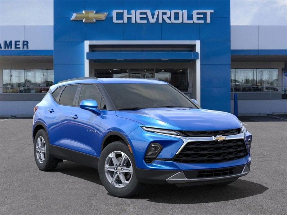 new 2025 Chevrolet Blazer car, priced at $38,262