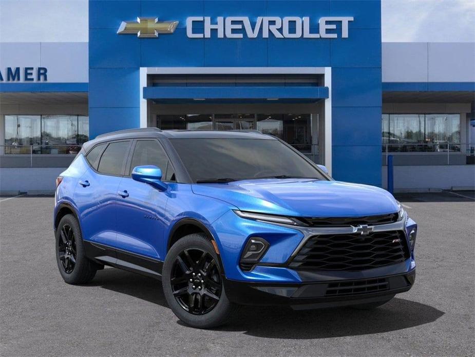 new 2025 Chevrolet Blazer car, priced at $45,672