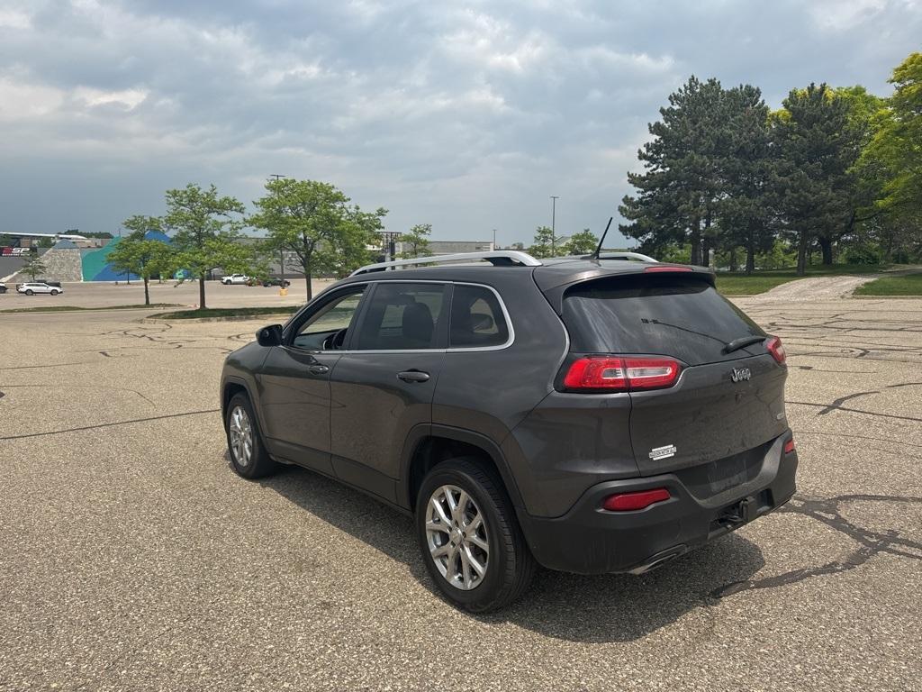 used 2015 Jeep Cherokee car, priced at $10,700