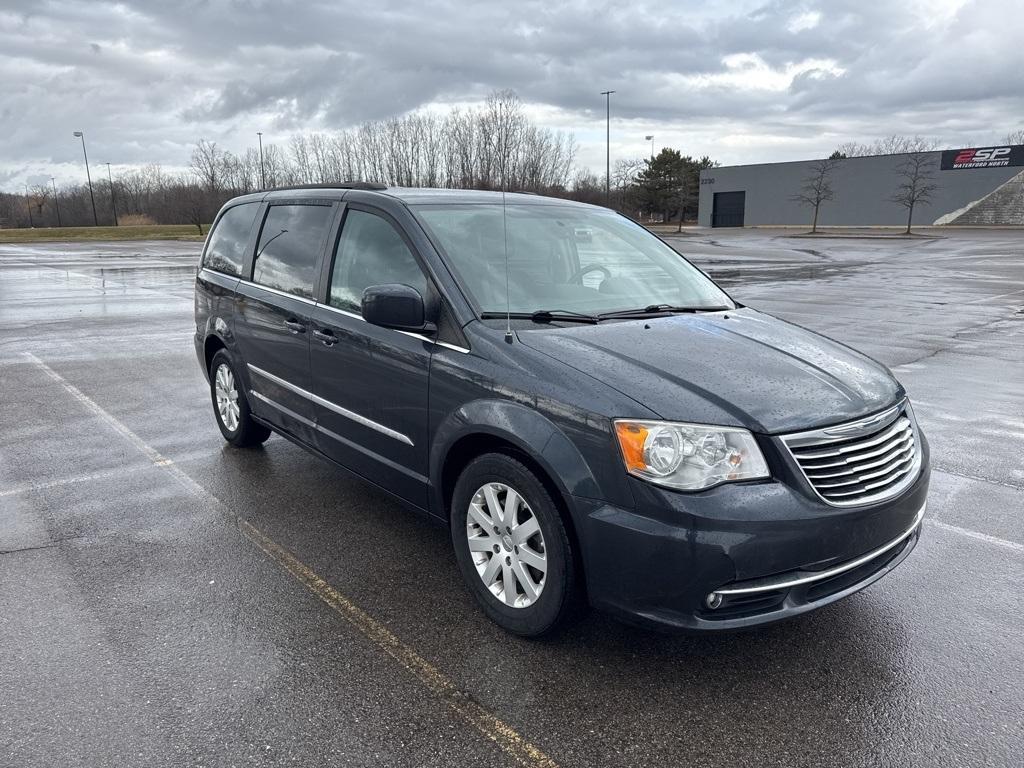 used 2014 Chrysler Town & Country car, priced at $8,900