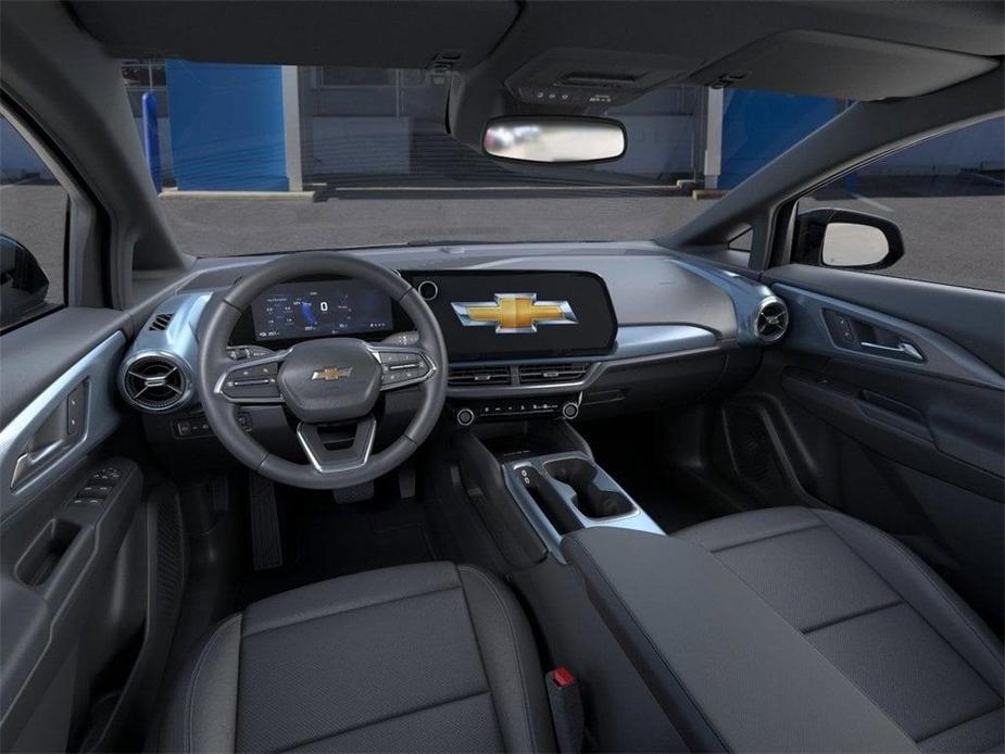 new 2025 Chevrolet Equinox EV car, priced at $42,840