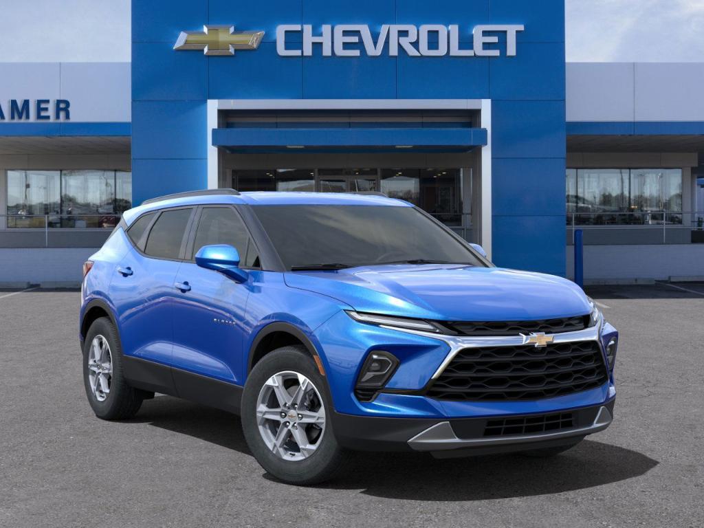 new 2025 Chevrolet Blazer car