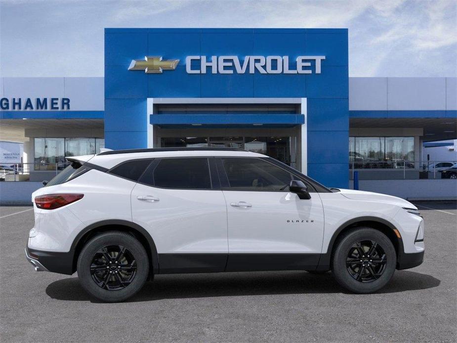 new 2025 Chevrolet Blazer car, priced at $38,825