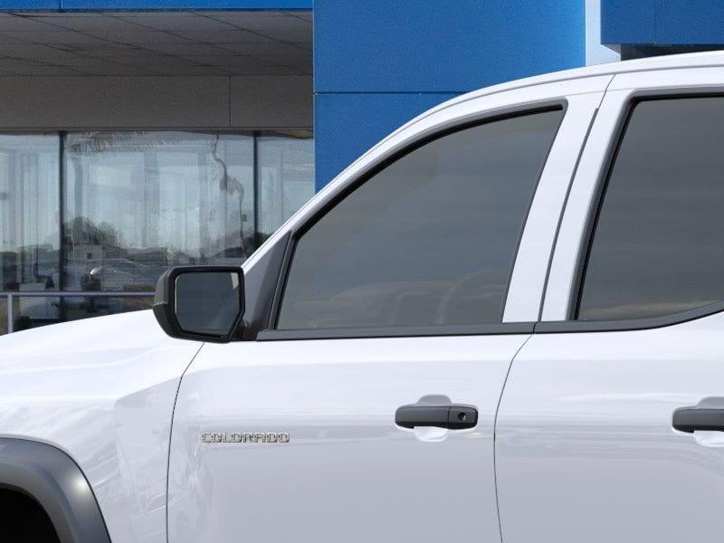 new 2024 Chevrolet Colorado car, priced at $38,153