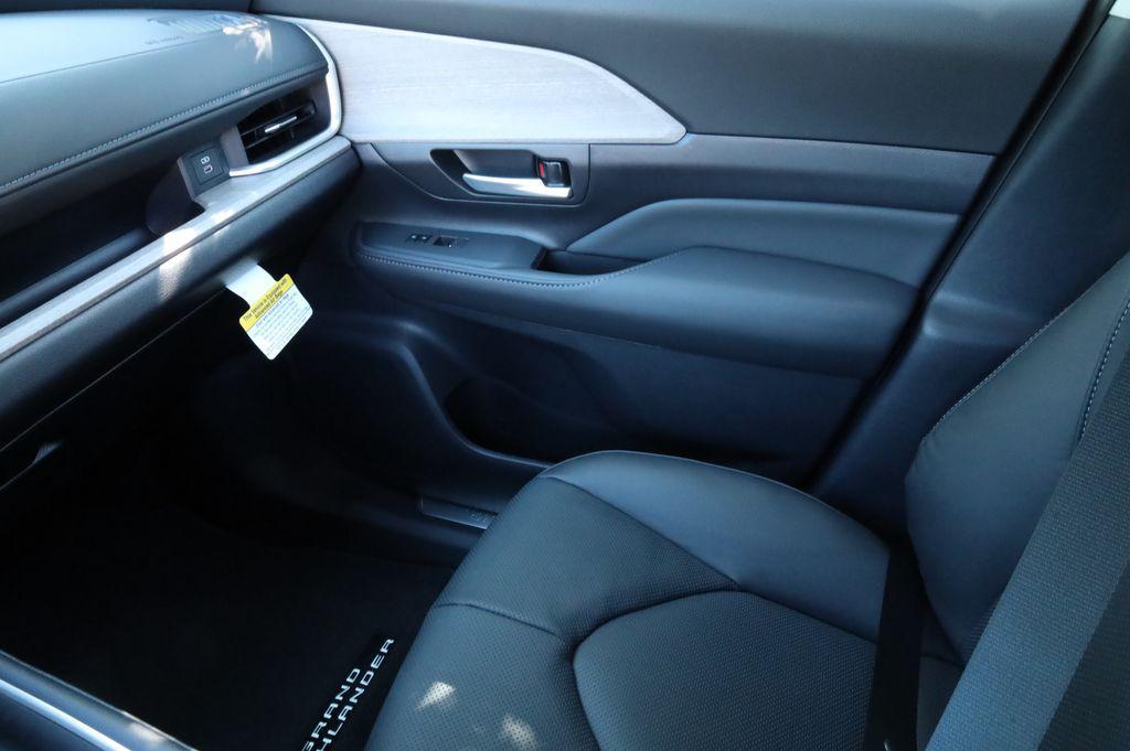 new 2026 Toyota Grand Highlander car, priced at $59,025