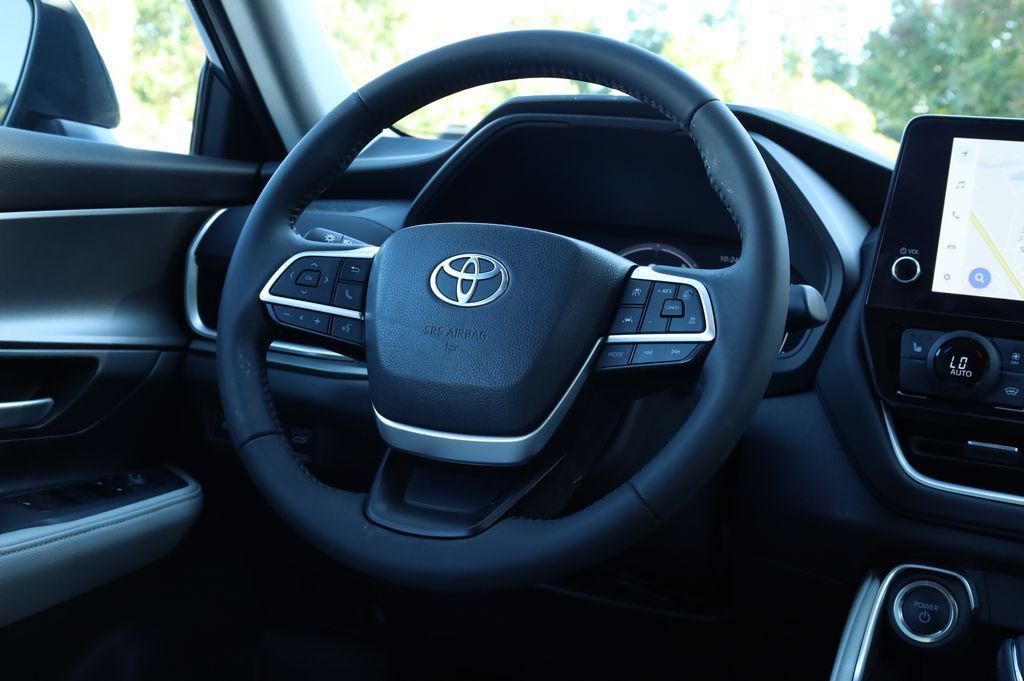 used 2025 Toyota Grand Highlander Hybrid car, priced at $51,000