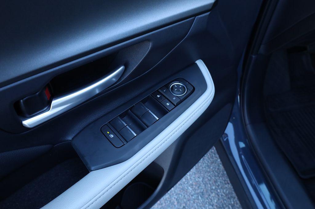 used 2025 Toyota Grand Highlander Hybrid car, priced at $51,000