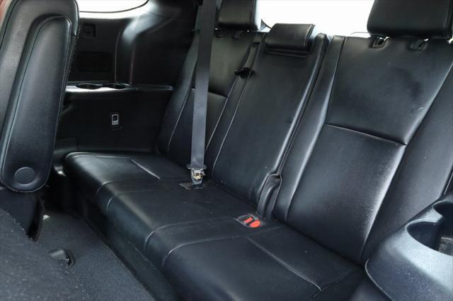used 2022 Toyota Highlander car, priced at $37,734
