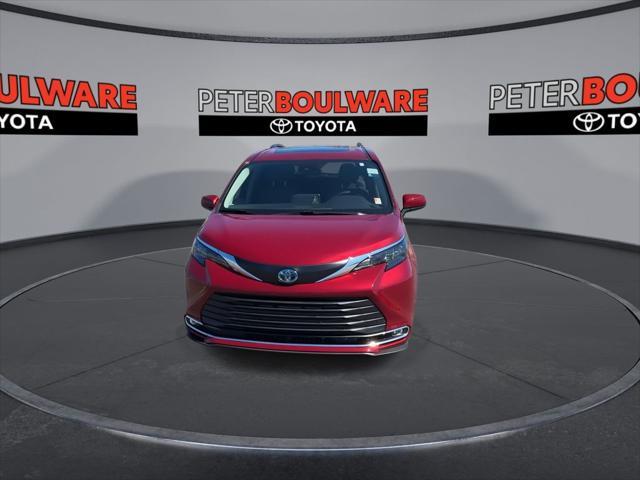 used 2024 Toyota Sienna car, priced at $47,310