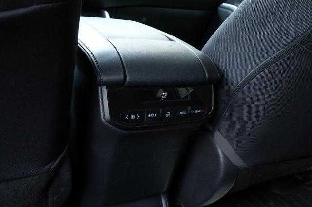 used 2020 Toyota Highlander car, priced at $26,520