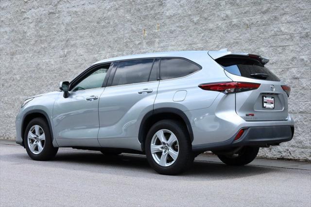 used 2020 Toyota Highlander car, priced at $26,520