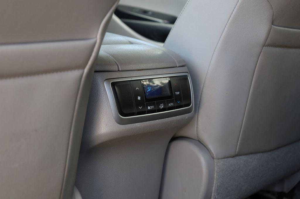 used 2018 Toyota Highlander car, priced at $19,343