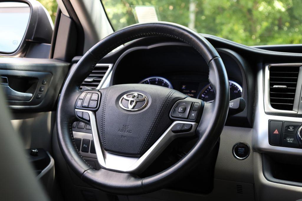 used 2018 Toyota Highlander car, priced at $19,343